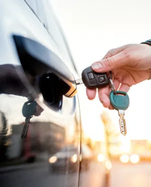 Lock Locksmith Tech Frisco, TX 214-775-9216 - unlock-car